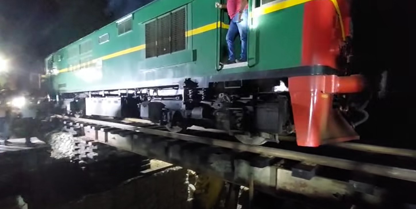 ප්රධාන දුම්රිය මාර්ගයේ කාර්යාල දුම්රිය අද සිට මහව දක්වා ධාවනය ඇරඹේ ප්රධාන දුම්රිය මාර්ගයේ කාර්යාල දුම්රිය අද සිට මහව දක්වා ධාවනය ඇරඹේ