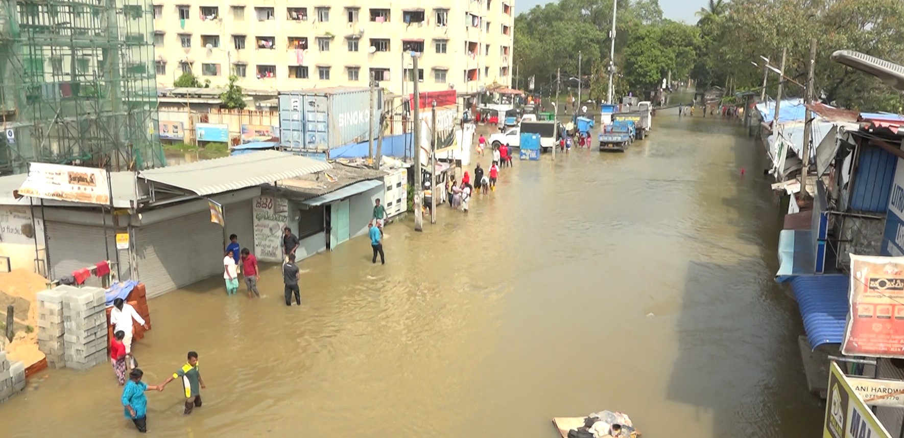 ආපදා මරණ 390 ක් දක්වා වැඩි වේ – අතුරුදන් වූවන් 352 ක් ආපදා මරණ 390 ක් දක්වා වැඩි වේ – අතුරුදන් වූවන් 352 ක්
